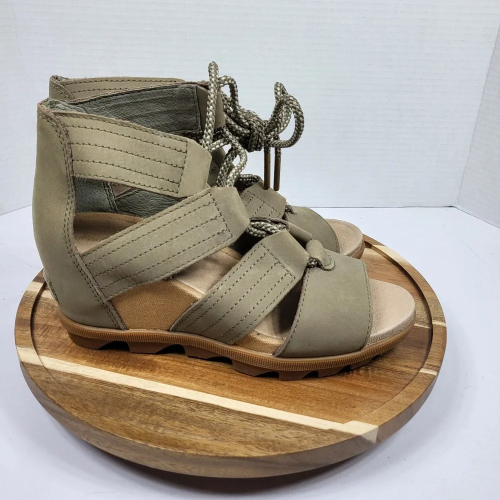 Sorel Joanie II Lace Wedge Sandals Women 6.5 Sage Green Excellent NL3223-365
